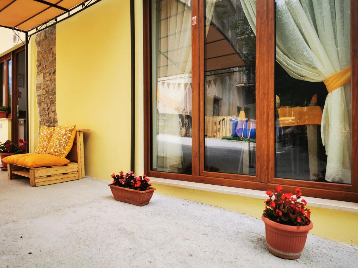 Agriturismo B&B Il Girasole Roccadaspide Exterior photo